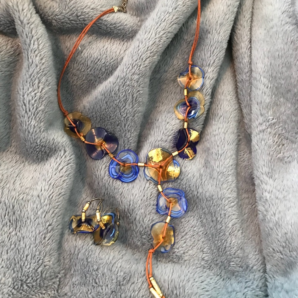 Glass /leather necklace and earrings